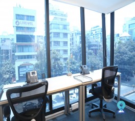 Business Centre in Khar West, Mumbai