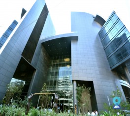 Business Centre in Sahar Road, Off Western Express Highway, Andheri East, Mumbai